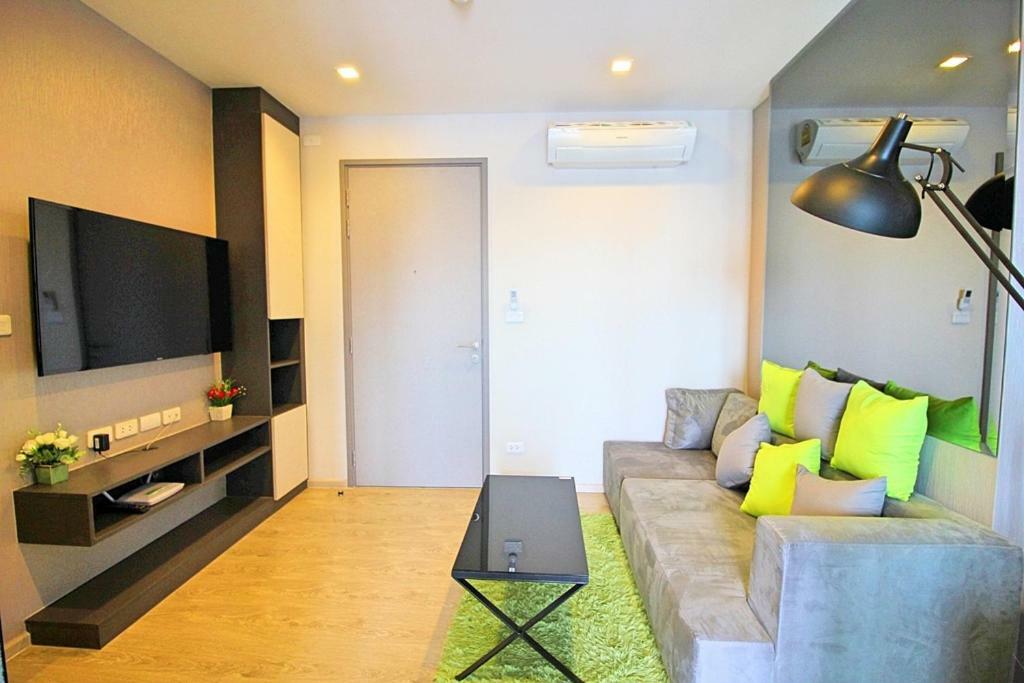 The Base - Large Luxury, 1 Bedroom, Sea View - Pattaya City Centre - 963 エクステリア 写真