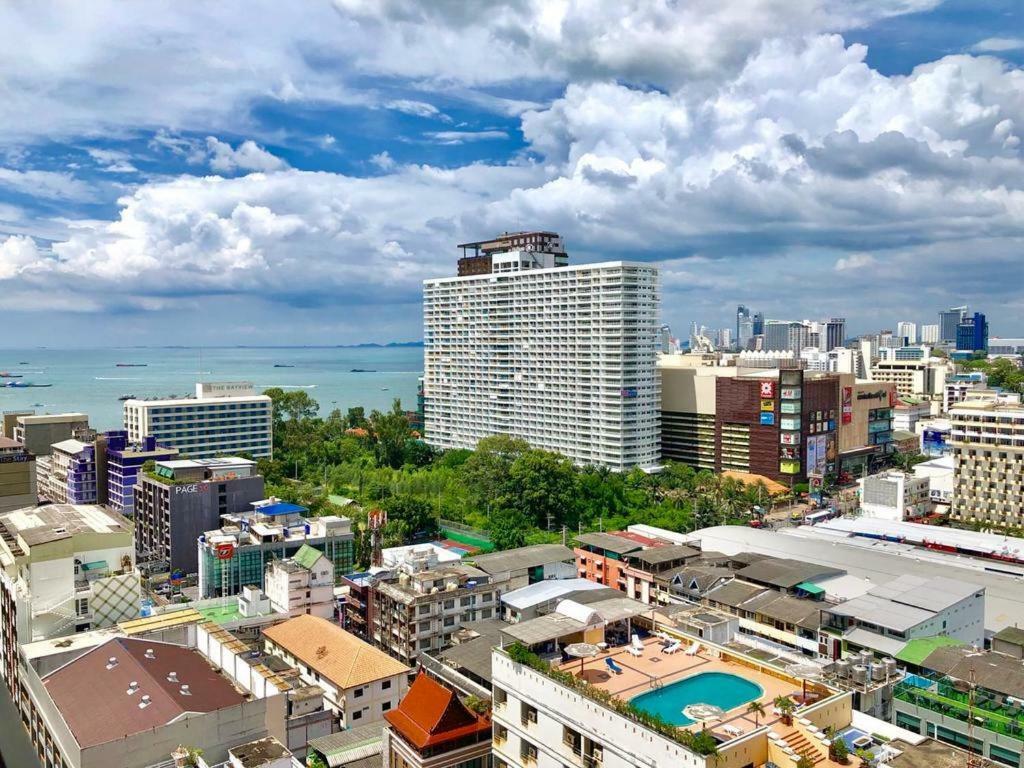 The Base - Large Luxury, 1 Bedroom, Sea View - Pattaya City Centre - 963 エクステリア 写真